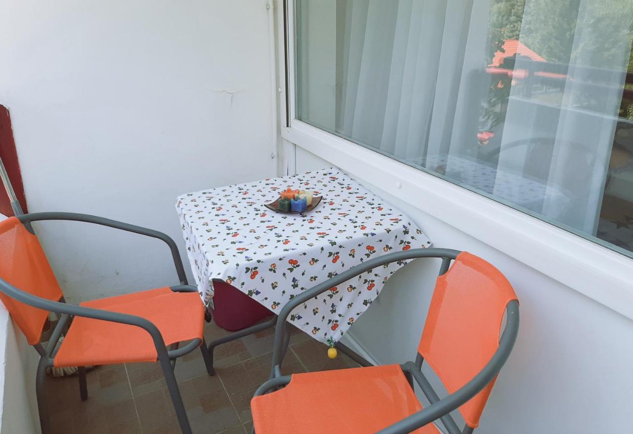 Clara Apartman Csopak Zewnętrze zdjęcie